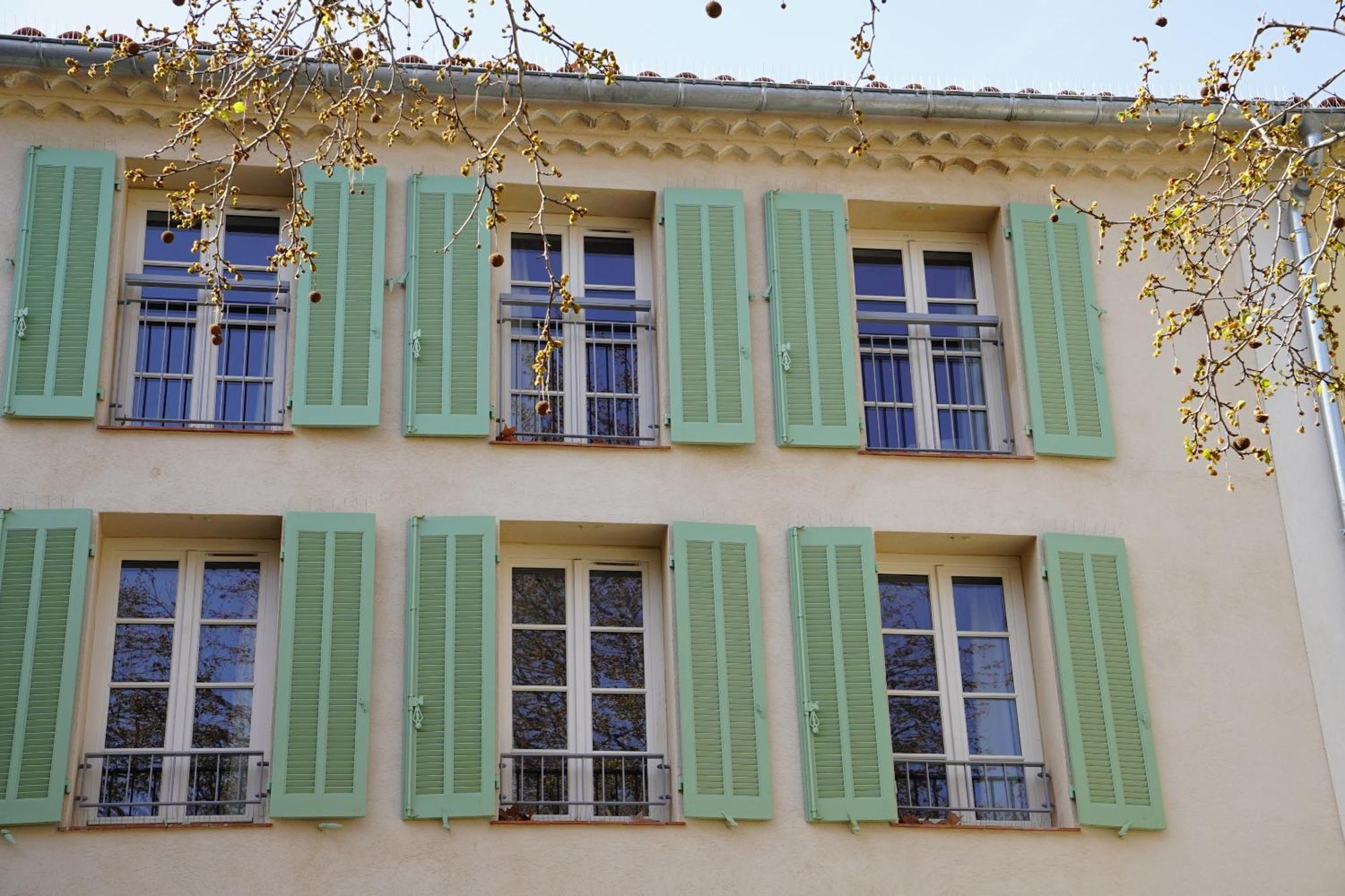 Sous Les Platanes Apart otel Velaux Dış mekan fotoğraf